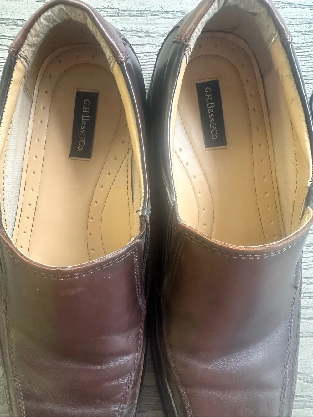 G.H. Bass Men's Brown Leather Slip-On Loafers — Comfortable Everyday Dress Shoes